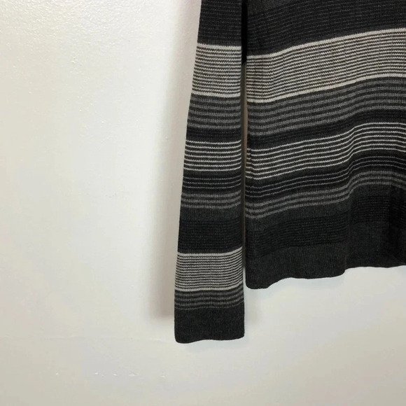 Classiques Entier Women’s M 100%Pure Wool Stripe V-Neck Sweater - Picture 6 of 8